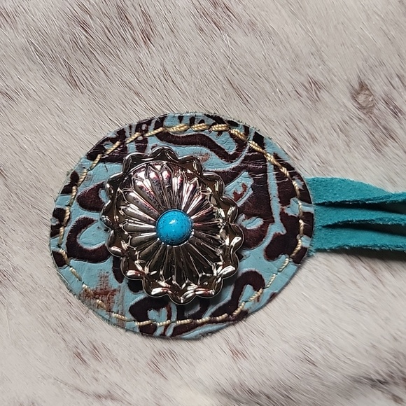 🐮Myra Hair On Bag EUC - Picture 13 of 16